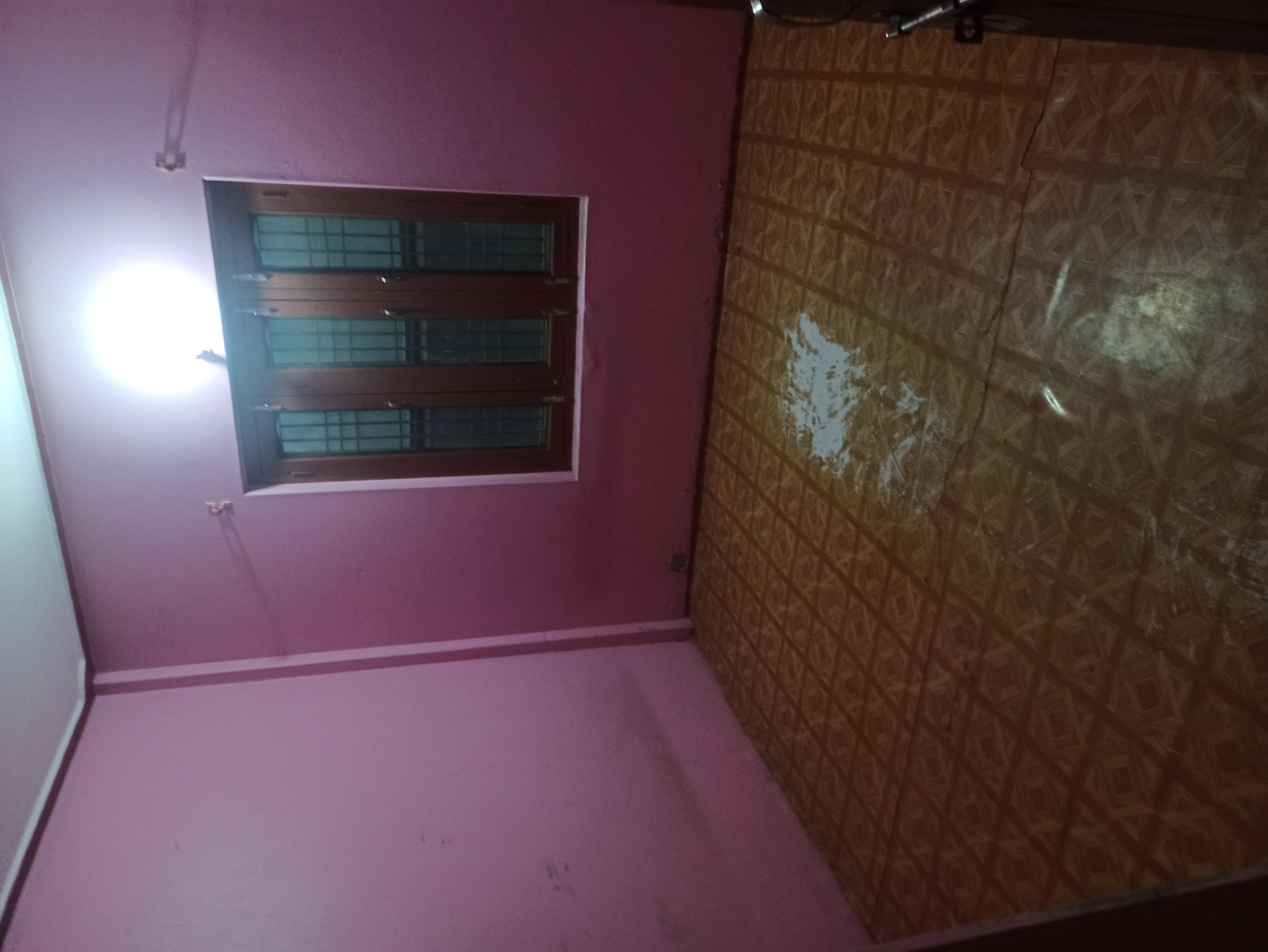 2bhk flat near museum